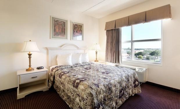 Allure Suites Of Fort Myers Room photo